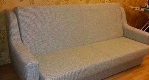 Перетяжка дивана. Владивосток
